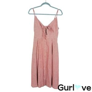 Momni S Red Checkered Straps Button Midi Dress